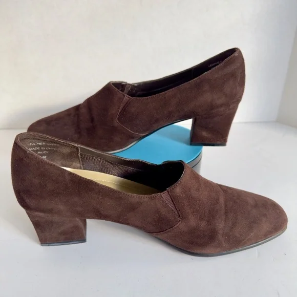 Karen Scott Brown Suede Heels Riley 7.5 - Picture 2 of 5